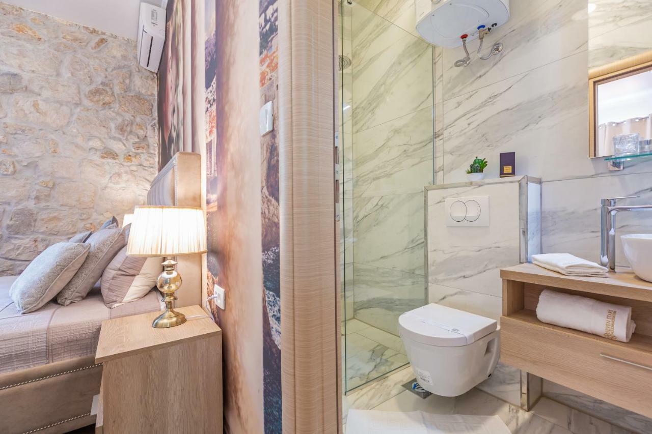 Seven Stars Guest house